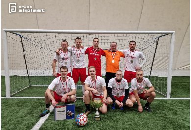 Srebrny medal dla Aliplast Football Team